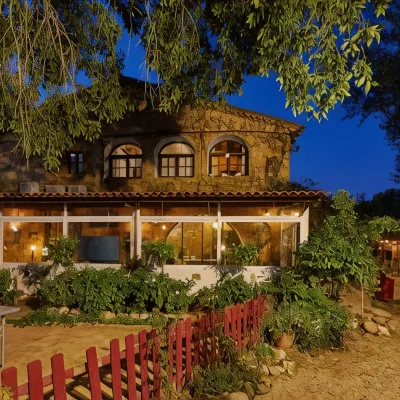 Mas Torrencito Pet Friendly Hotels near Muelle DW