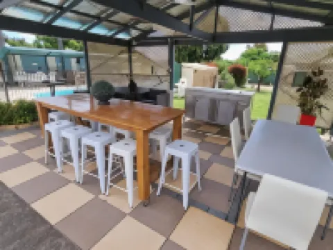Lone Pine Motel Hotels in Corowa