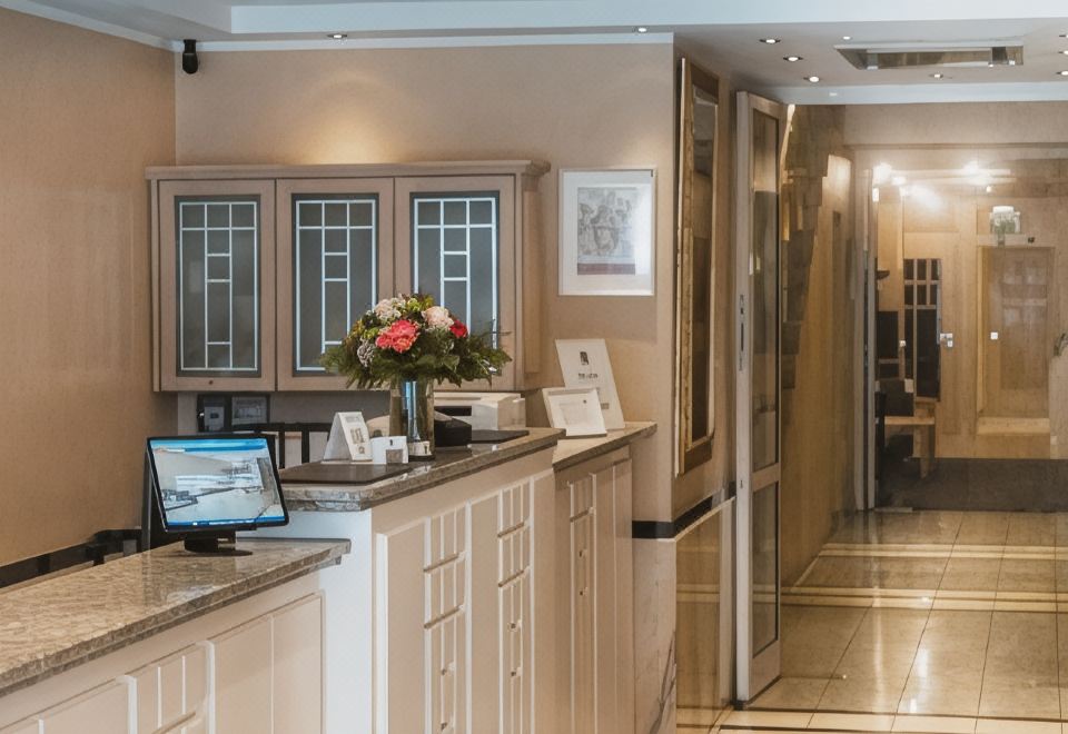 6 Capsquare Home Over view