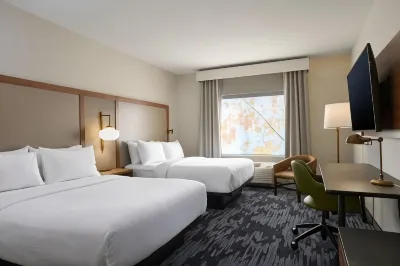 Fairfield Inn & Suites Hagerstown Hotels near Hagerstown Commons