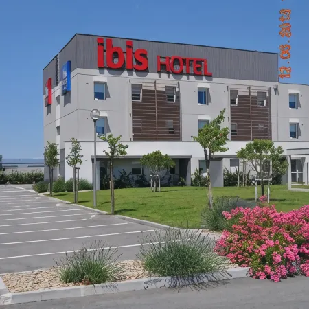 Ibis Istres Trigance
