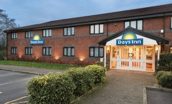 Days Inn by Wyndham Michaelwood M5