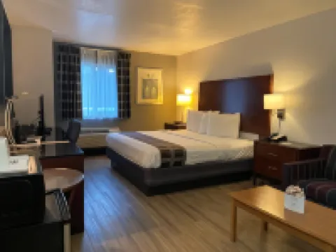 Travelodge Inn & Suites by Wyndham Albany
