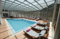 Golden Lili Resort & Spa Hotels in Remhala