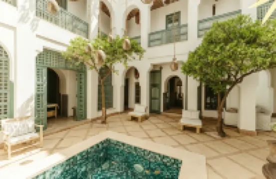 里亞德代爾庭院旅館