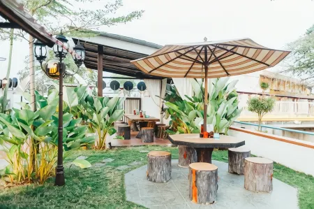 Hotel DarulMakmur Jerantut Отели в г. Джерантут