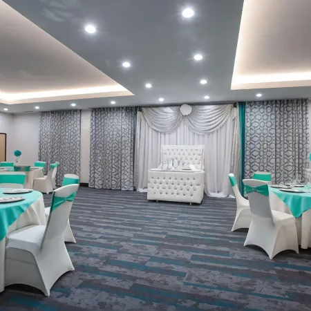 La Quinta Inn & Suites by Wyndham Manassas VA-Dulles Airport