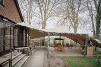 Tottington Manor Hotel Отели в г. Херстпирпойнт