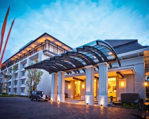 Harris Hotel & Conventions Malang Hotels in Blimbing