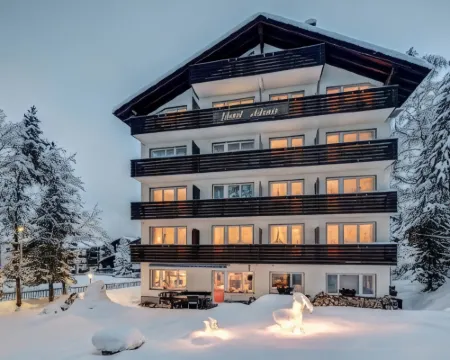 อโดนิส โรงแรมในเซอร์แมท