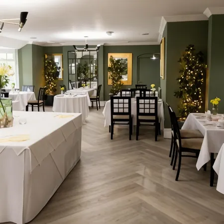 Mere Court Hotel