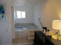 SureStay Hotel by Best Western Seaside Monterey Отели в г. Сисайд