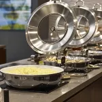 DoubleTree by Hilton Hotel & Conference Centre Regina - breakfast