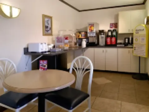 Days Inn by Wyndham Moss Point Pascagoula Hotels in Moss Point