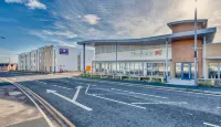 Premier Inn Buckingham Отели в г. Лиллингстон Дейрелл вит Лаффилд Абби