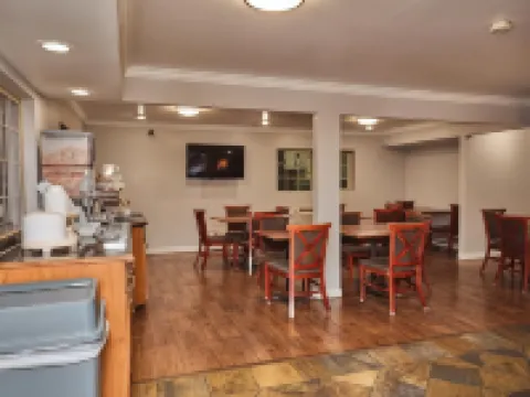 Cimarron Inn Klamath Falls Hotels in Altamont