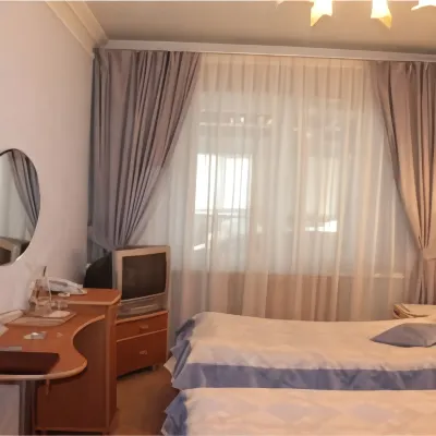 Mini-Hotel le Grand Hotel in zona The Museum of History and Culture of The People of The North