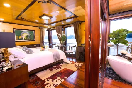 Hera Grand Luxury Cruises Halong Отели рядом с достопримечательностью «Stone Incense Burner»
