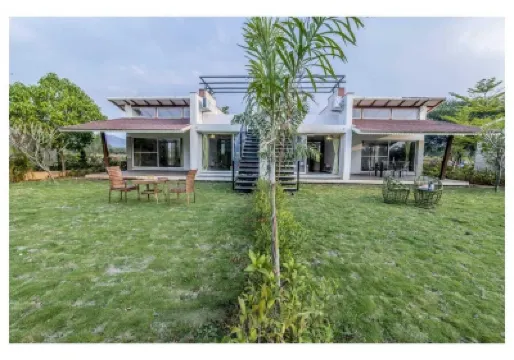 The Quade Villa By Spandan Holiday Homes Hotels in 