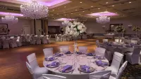 Radisson Hotel Freehold - parking