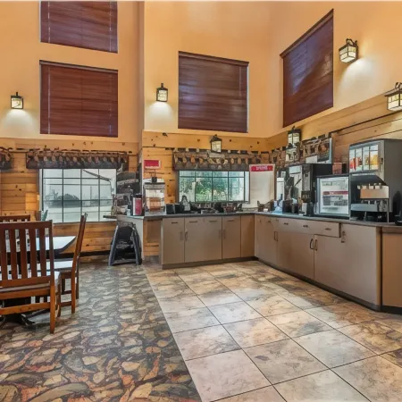 Best Western Plus Kelly Inn Suites