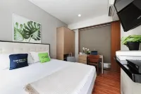 Urbanview Hotel the Lodge Karawaci