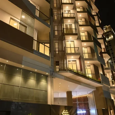Marine Suites