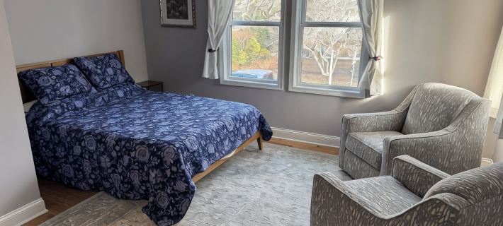 Gut renovated 3-bedroom apartment in historic Cape May Hotels in Cape May