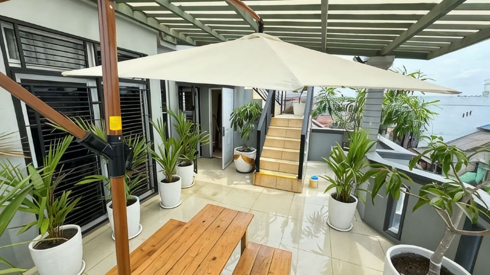 Urbanview Botania Meeting Point Batam by RedDoorz