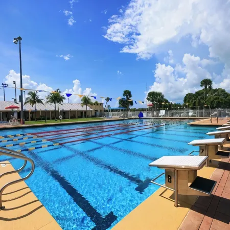 Tropical Oasis Anchor Located on the Bayside with Pool.