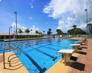 Tropical Oasis Anchor Located on the Bayside with Pool. - 2성급