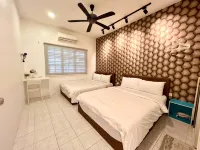 H&H 2 【Karaoke•16 pax•Game•Landed House】by Sakura Homestay - Vila
