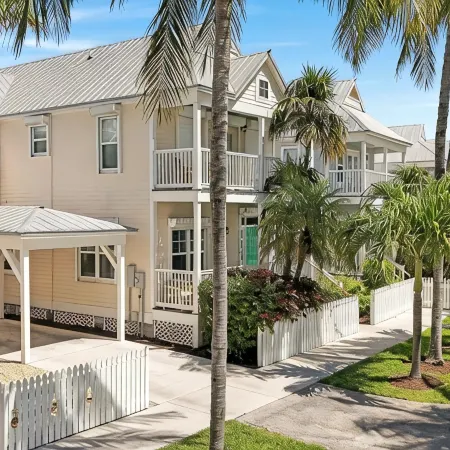 Charming 3-Bedroom Villa Centrally Located in the Florida Keys