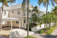 Charming 3-Bedroom Villa Centrally Located in the Florida Keys