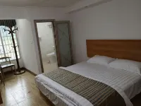 Yangshanjiangpan Homestay - parking