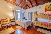 PALM HOUSE LUXURY VILLA - OCEAN FRONT PARADISE Hoteles en 