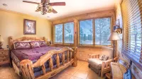 Elktrace Bed and Breakfast - balcony