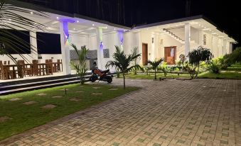 Asai surf inn Arugambay