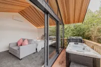 Little Nest - Hot tub under the galaxy - น้ำพุร้อน