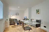 Armstrong Apartments by Week2Week - เปิดใหม่