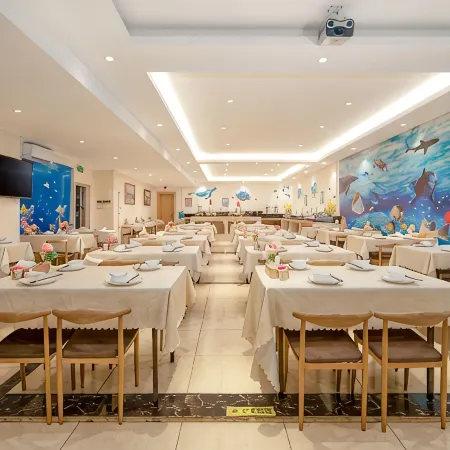 Vienna International Hotel Zhanjiang North Railway Station Dingsheng Plaza