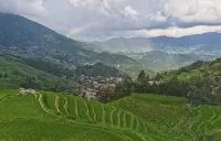 Pufeng Zhuiyue Guesthouse (Huangguoshu Waterfall Scenic Area Branch) - Bergblick