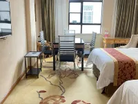 Vienna Hotel (Luoding Luocheng Branch) Hotéis próximos à(ao) Luoding Jiangbin Park