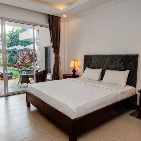 MAD Monkey Hostel Siem Reap