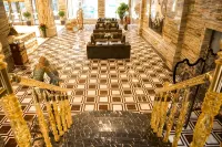 Four Seasons Hotel