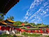 Louqiang Holiday Hotel - parking