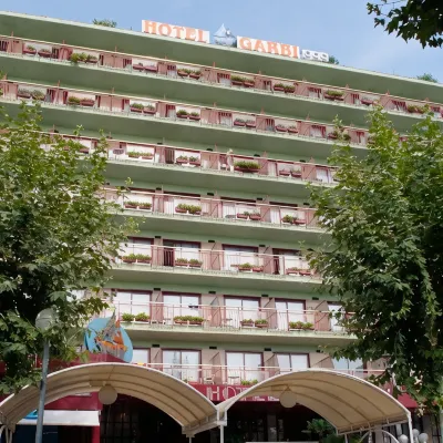 Checkin Garbí Hotels near شاطئ بلاجا دي لاس روكيس (Platja de les Roques)