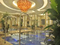 Chong Ning Castle Hotel - piscina