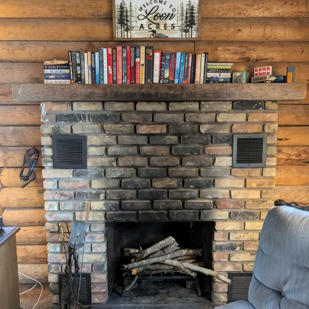 Private, Cozy 4-Bedroom Log Cabin with 374 Feet of Lakeshore on Washburn Lake!