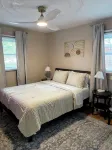 Charming 3-bedroom house in lovely Durham with WiFi, AC